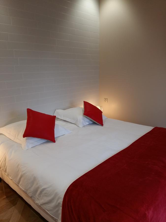 What Else Hotel Saint-Vulbas Buitenkant foto